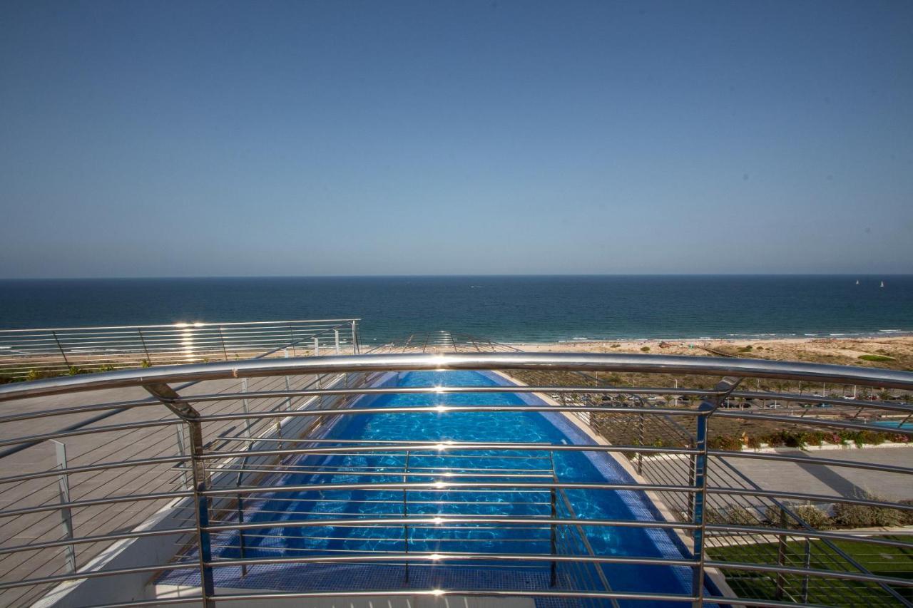 Infinity Luxury Sea View Apartment With Private Garden Arenales del Sol Kültér fotó