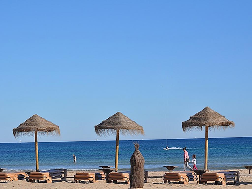 Infinity Luxury Sea View Apartment With Private Garden Arenales del Sol Kültér fotó